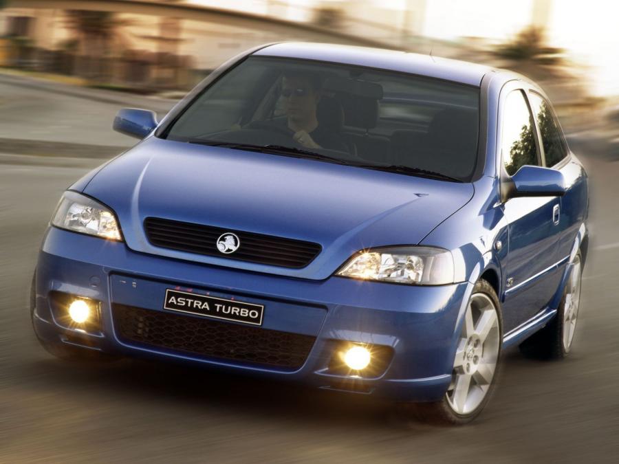  Holden Astra SRi 3-Door 1998 года  (фото 8 из 14)